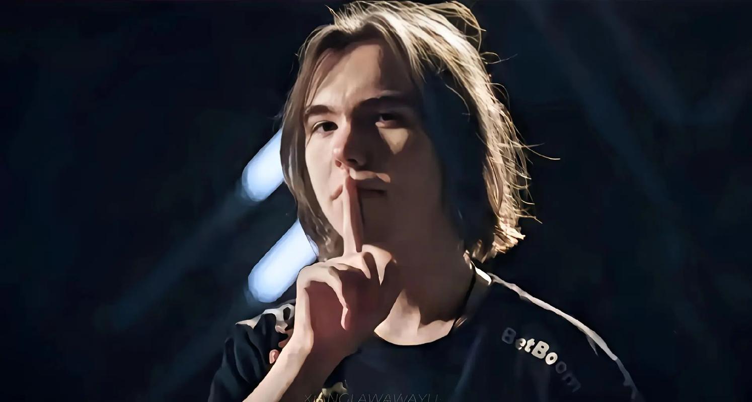 Tarzan：很期待下场打JDG 接下来的目标是拿冠军